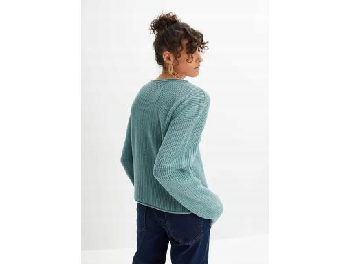 B.P.C sweter krótszy krój damski r.44/46