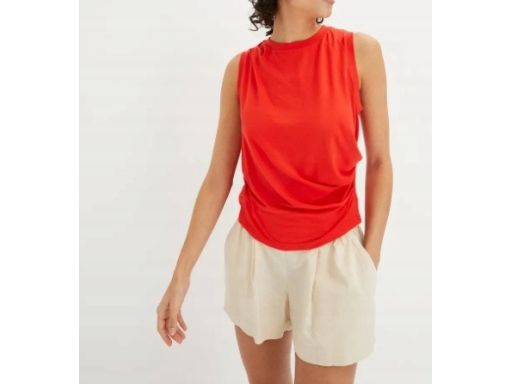 B.P.C top czerwony z drapowaniem r.52/54