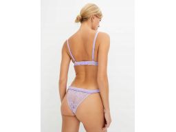 B.P.C biustonosz usztywniany bez fiszbin koronkowy fioletowy 95C.