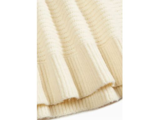 B.P.C sweter oversize ecru prążkowany 40/42.