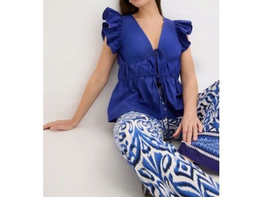 B.P.C bluzka chabrowa bawełniana wiązana z marszczeniami i falbankami