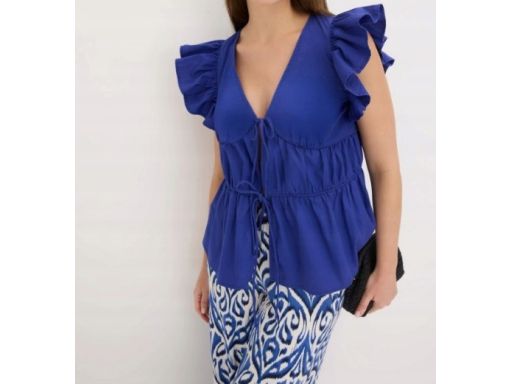 B.P.C bluzka chabrowa bawełniana wiązana z marszczeniami i falbankami