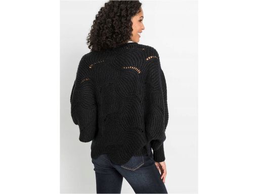 B.P.C sweter czarny, krótki oversize 32/34.