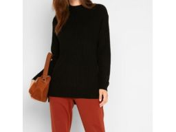 B.P.C sweter czarny z dekoracyjnymi guzikami ^36/38