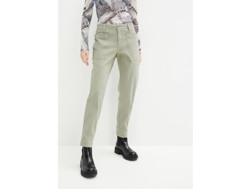 B.P.C jeansy modne boyfriend khaki r.40