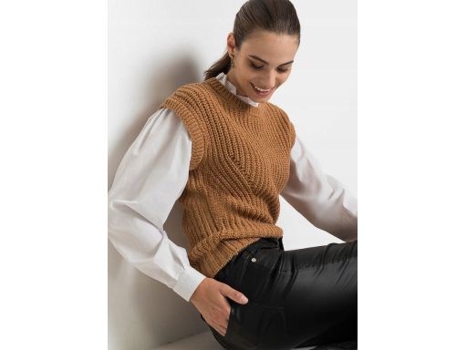 B.P.C kamizelka dzianinowa z koszulą 2w1 ^32/34