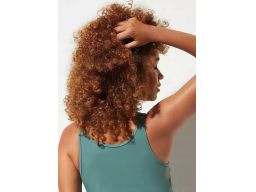 B.P.C tankini eukaliptusowe z wycięciem i siateczką z figami 40.