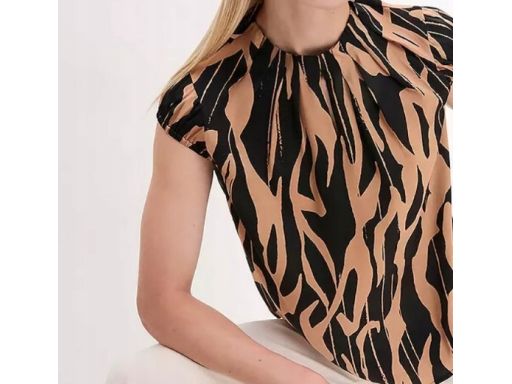 B.P.C bluzka satynowa w beżowe wzory z zaszewkami 52.