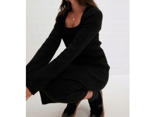 B.P.C sweter czarny dekolt karo prążkowany r.48/50