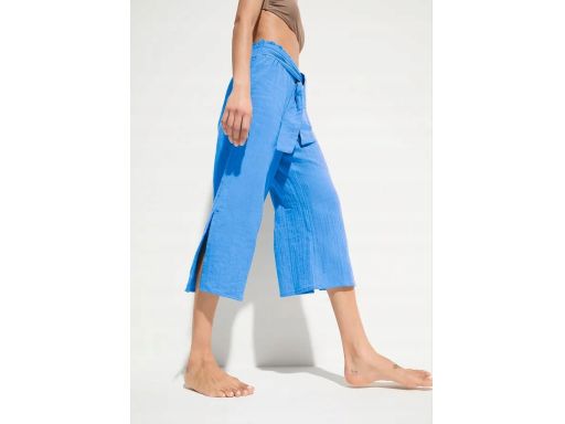 B.P.C spodnie 3/4 szafirowe z muślinu 44.