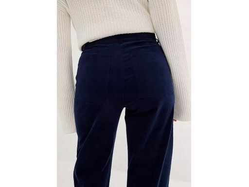 B.P.C spodnie damskie sztruksowe granatowe proste 40.