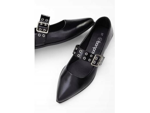 B.P.C baleriny z eko skóry z paskiem r.38