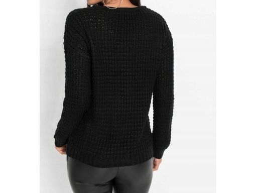 B.P.C sweter czarny ze złotym zamkiem r.32/34