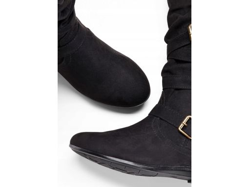 B.P.C kozaki czarne z ozdobnymi klamrami 42.