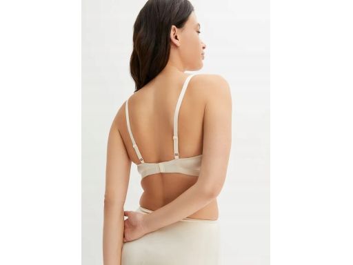 B.P.C biustonosz miękki bez fiszbin beżowy połyskujący materiał r.70B