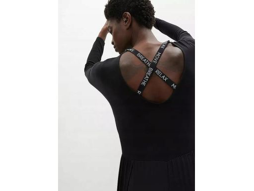 B.P.C kombinezon czarny luźny z wiskozy 52/54.