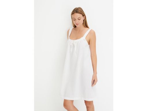 B.P.C sukienka biała letnia strukturalna r.36/38