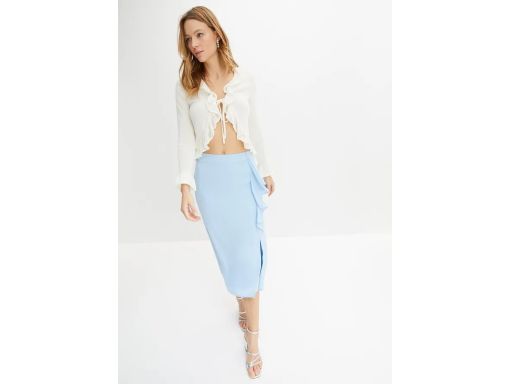 B.P.C białe bolerko dzianinowe z falbankami ^44/46