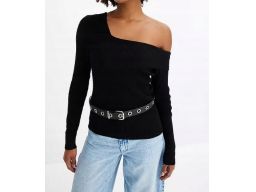B.P.C czarny sweter z odkrytymi ramionami ^40/42
