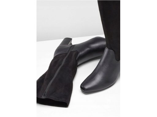 B.P.C kozaki czarne do połowy łydki 41.