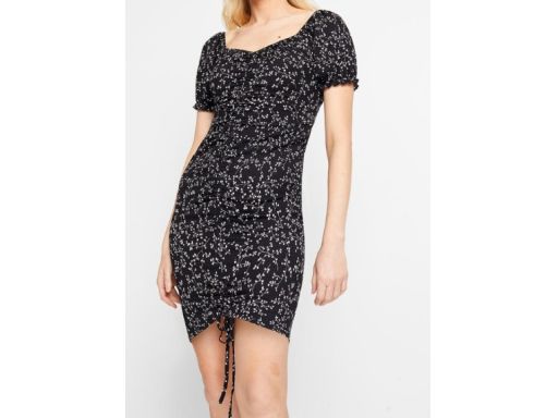 B.P.C sukienka czarna z marszczeniem ^40/42