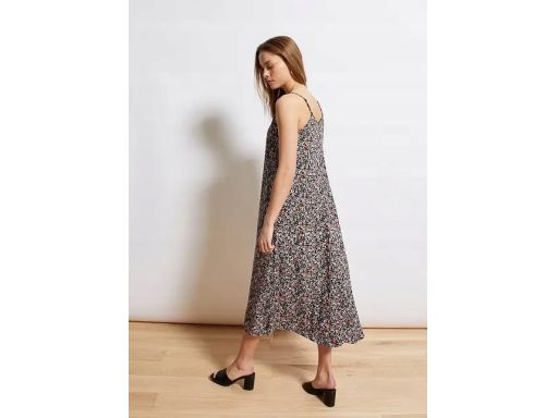 B.P.C sukienka midi letnia w kwiatuszki 50.