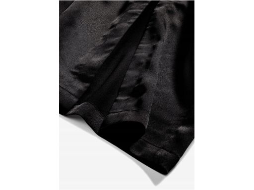 B.P.C czarne spodnie satynowe z rozcięciem ^44