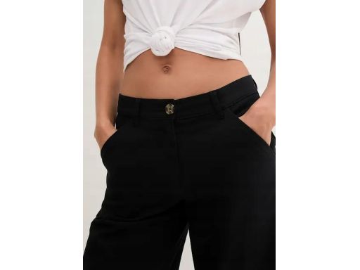 B.P.C jeansowe bermudy czarne klasyczne r.50