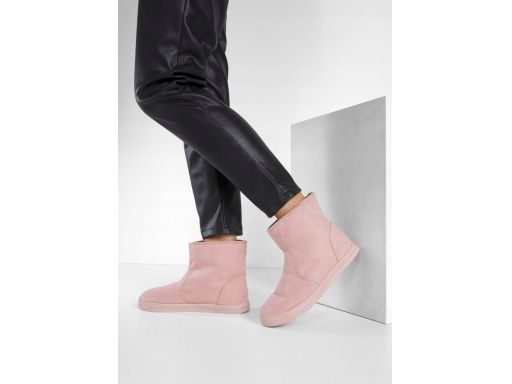 B.P.C botki damskie jasnoniebieskie eko zamsz z kożuszkiem ^40