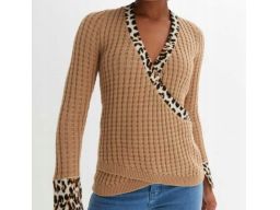 B.P.C sweter z efektem założenia kopertowego beżowy z cętkami ^44/46