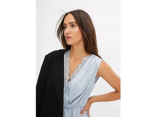 B.P.C top satynowy niebieski indygo z koronką r.42