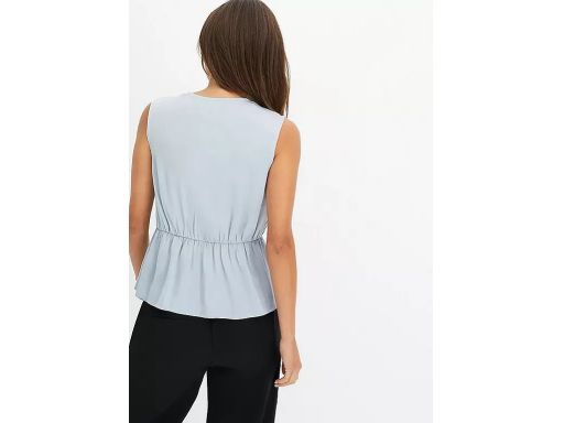 B.P.C top satynowy niebieski indygo z koronką r.42