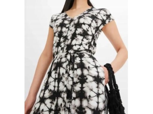 B.P.C kombinezon we wzory z wiskozy 52/54.