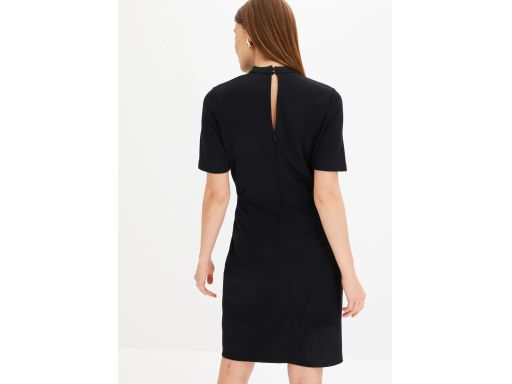 B.P.C sukienka czarna z marszczeniem ^44/46