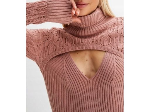 B.P.C sukienka dzianinowa przydymiony róż z wycięciem i z golfem r.44/