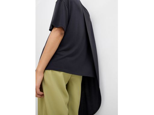 B.P.C t-shirt asymetryczny z dłuższym bokiem modny r.40/42