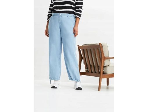 B.P.C szerokie jeansy z troczkami 46.