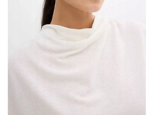 B.P.C bluzka śmietankowa krepowana 40/42.