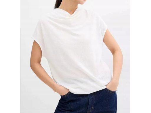 B.P.C bluzka śmietankowa krepowana 40/42.