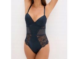 B.P.C. body granatowa czerń ze stringami i koronką r.95E