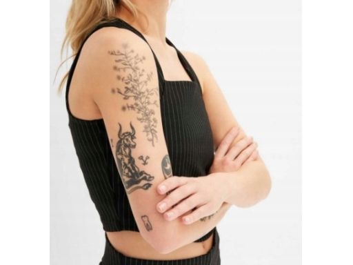 B.P.C modny krótki top w paski r.48/50