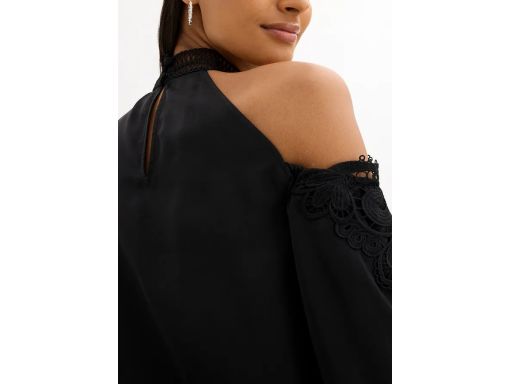 B.P.C bluzka czarna odkryte ramiona z koronką 40.