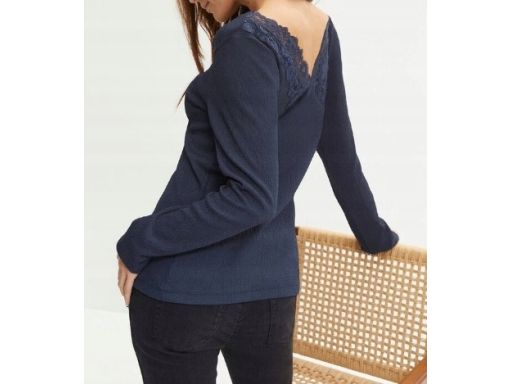 B.P.C granatowa bluzka z koronką w dekolcie r.36/38