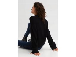 B.P.C czarny sweter damski wywinięte rękawy r.44/46