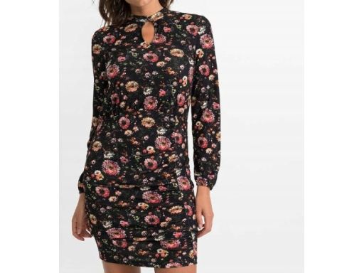 B.P.C ołówkowa sukienka czarna w kwiaty r.36/38