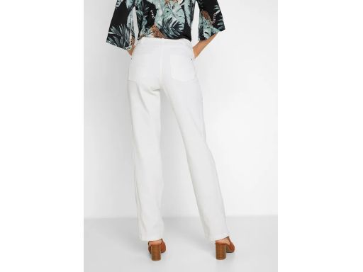 B.P.C jeansy damskie białe z stretchem wygodne r.52