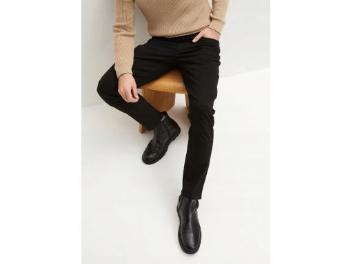 B.P.C męskie spodnie jeansowe czarne slim fit 46.