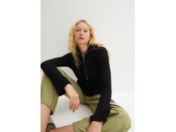 B.P.C sweter czarny ze stójką i z zamkiem ^36/38