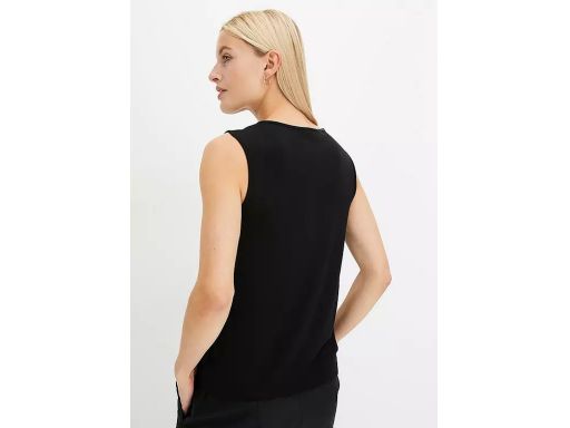 B.P.C top czarny z koronką 40/42.