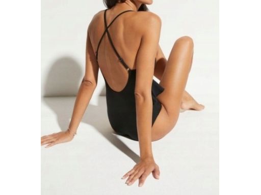 B.P.C Kostium jednoczęściowy czarny falbana r.42